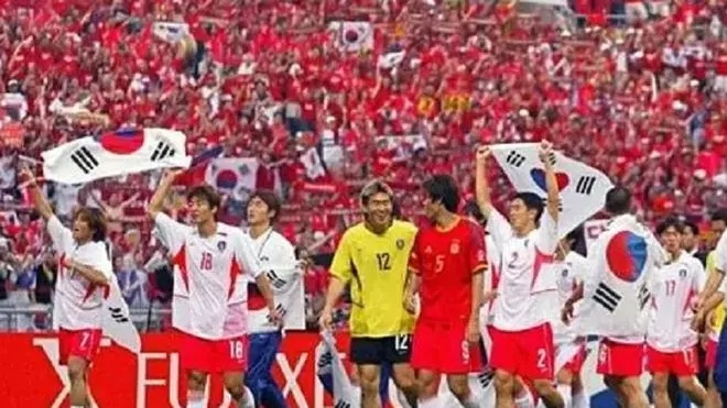 跨界合作提 跨界合作提