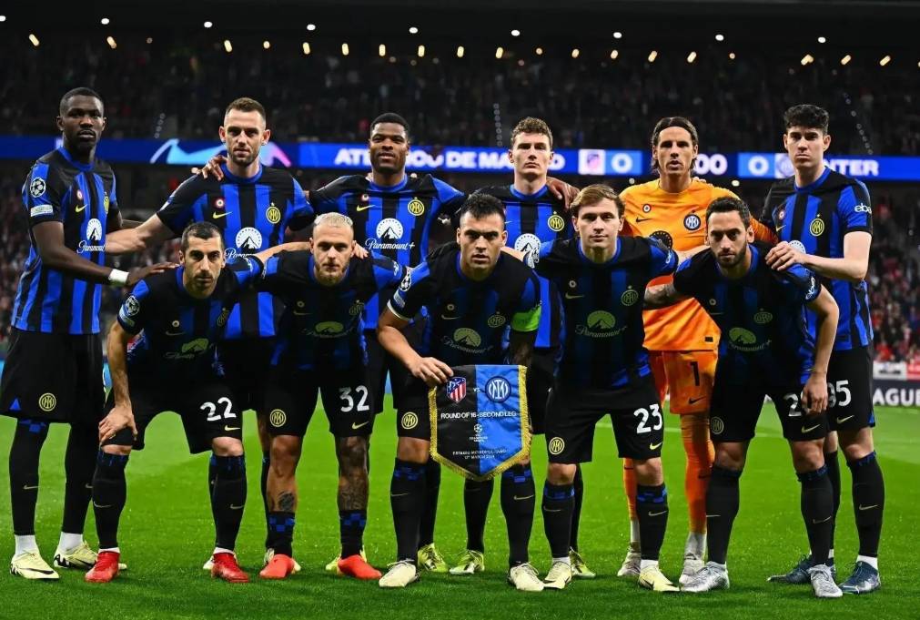 主力前锋与 主力前锋与