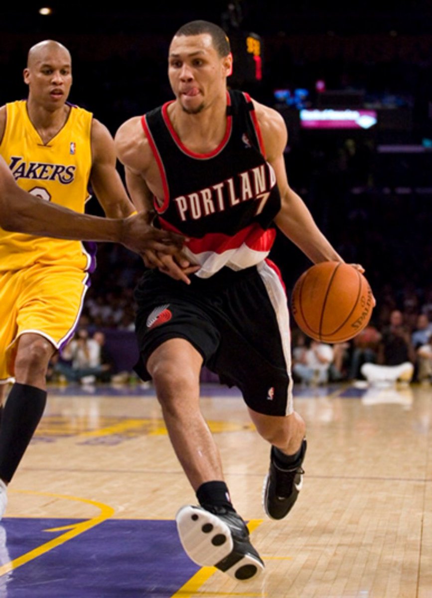 参赛车辆需 参赛车辆需